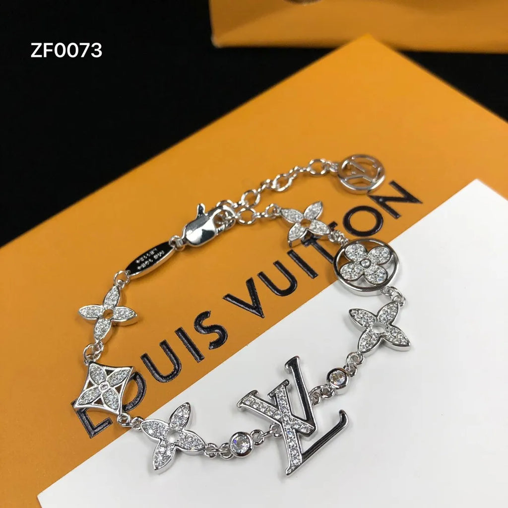 X1B42E39E  Popular Bracelets