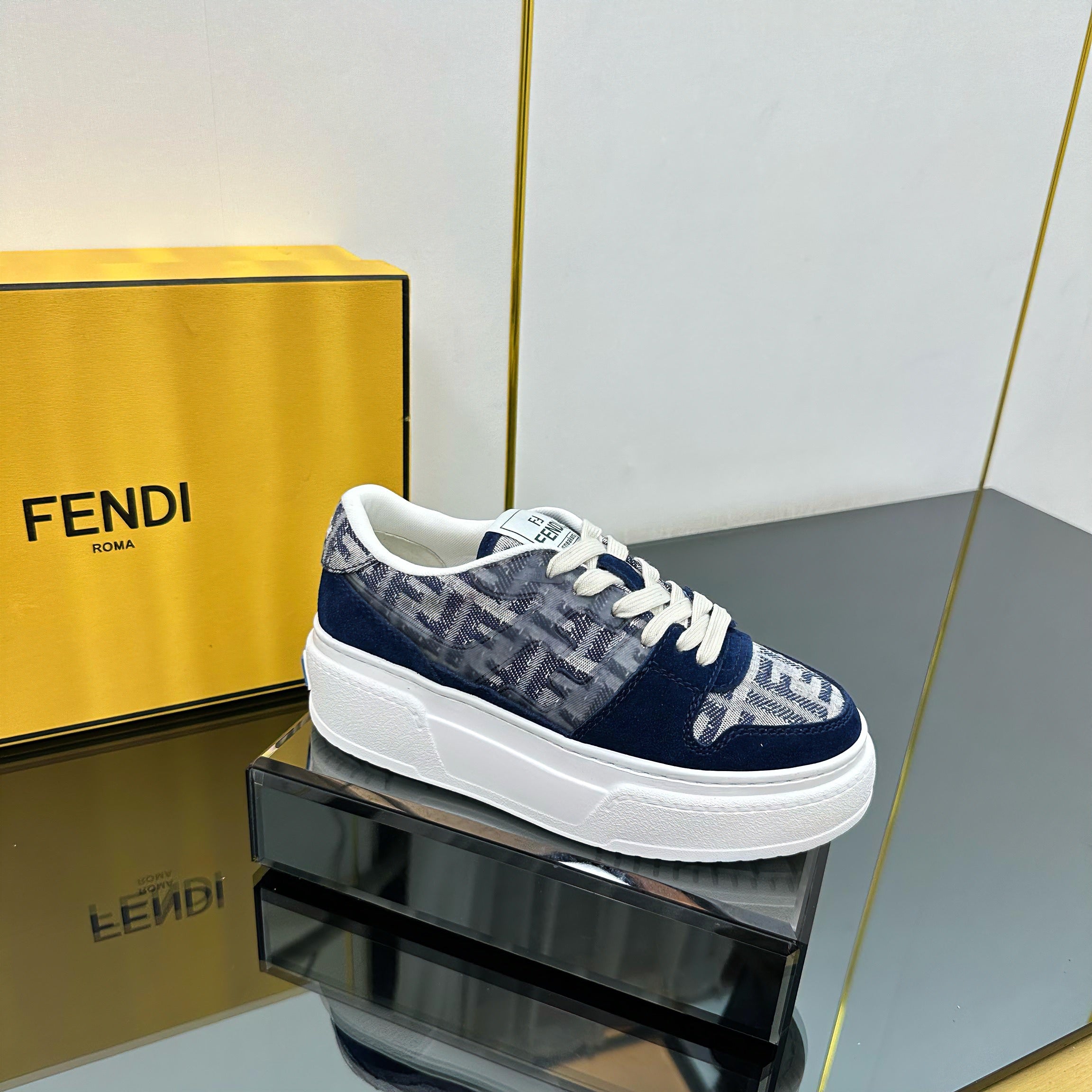 Z2Q105F418 Popular high-quality Shoes