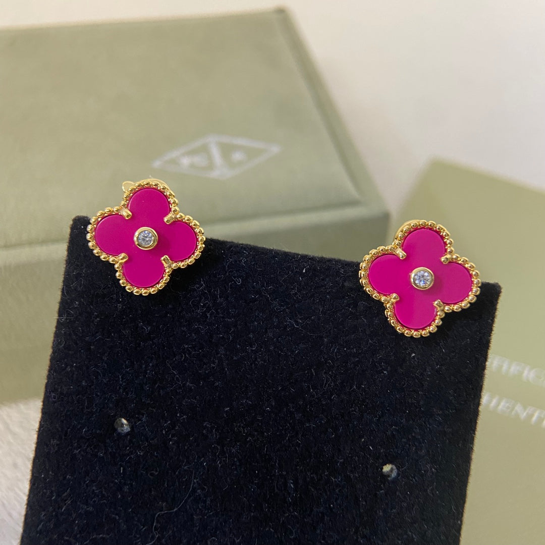 X5R75VA3E Popular  Earrings