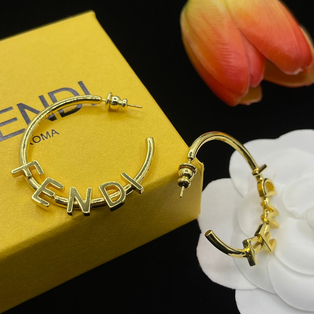 X1Z94F643E Popular Earrings