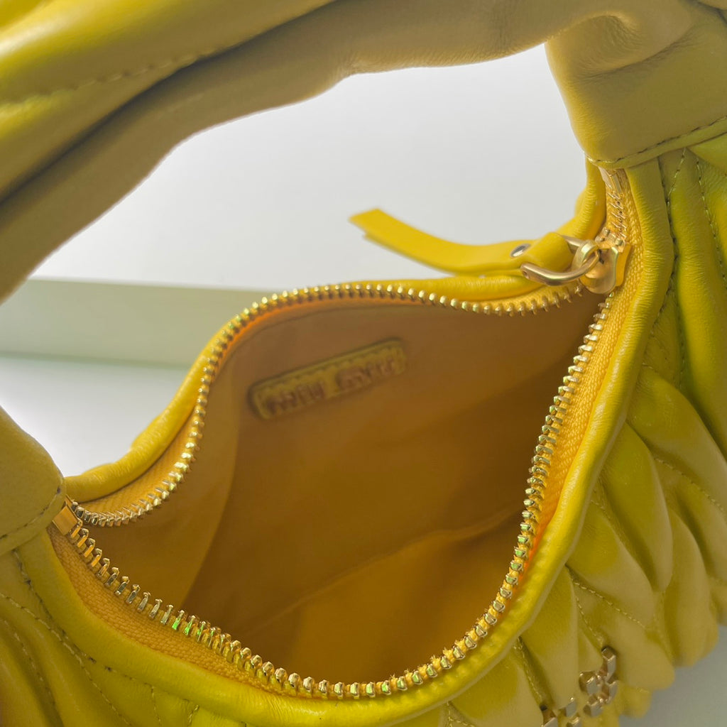 B1P46A116 Popular leather bag