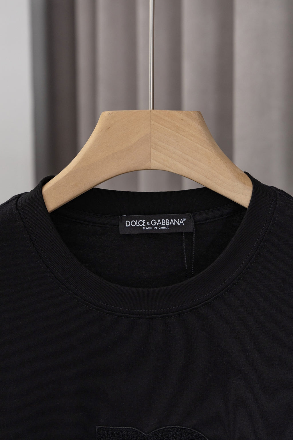U1W25A12  Popular T-shirts