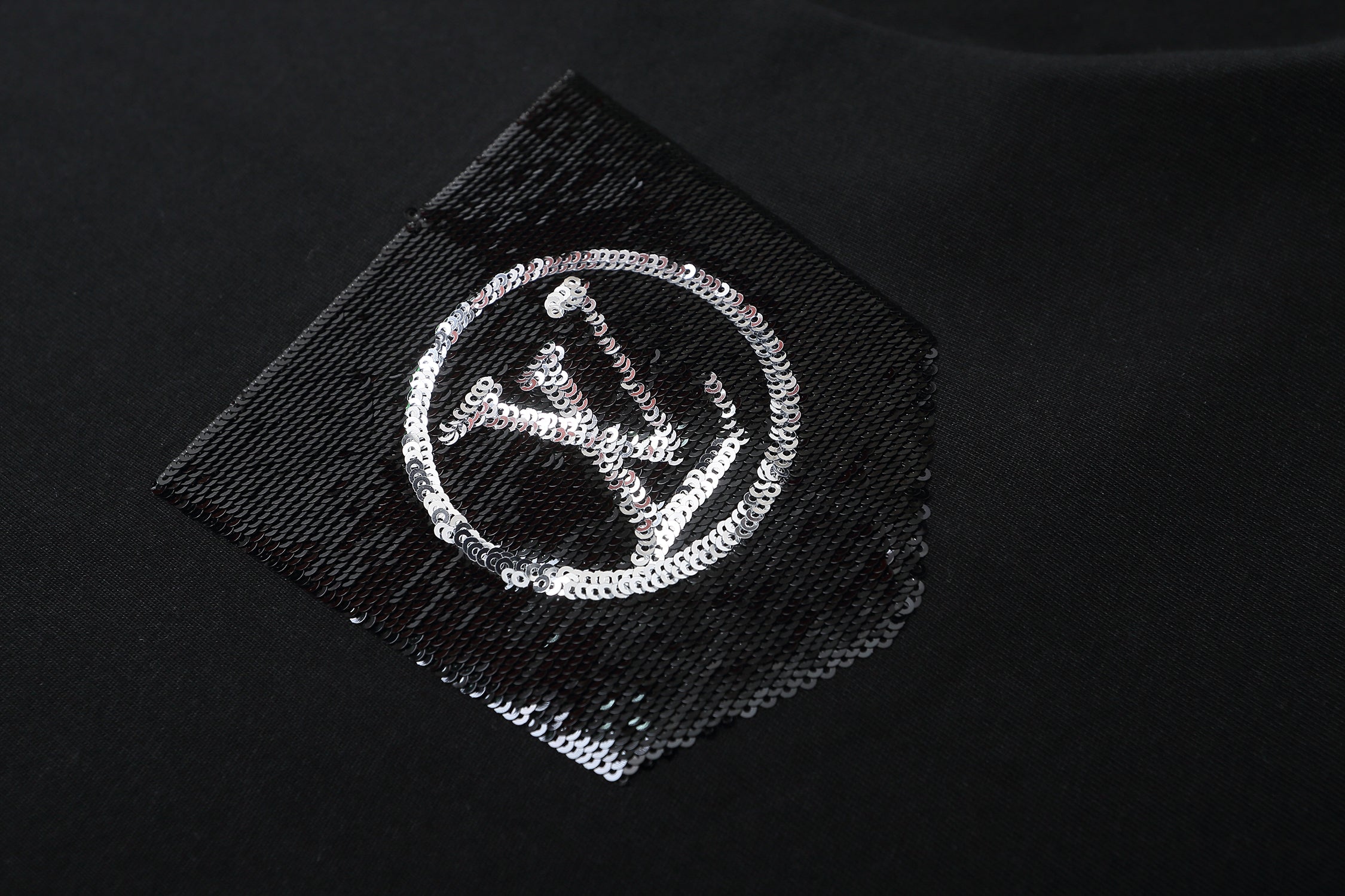 U1R45E195 Popular T-shirt