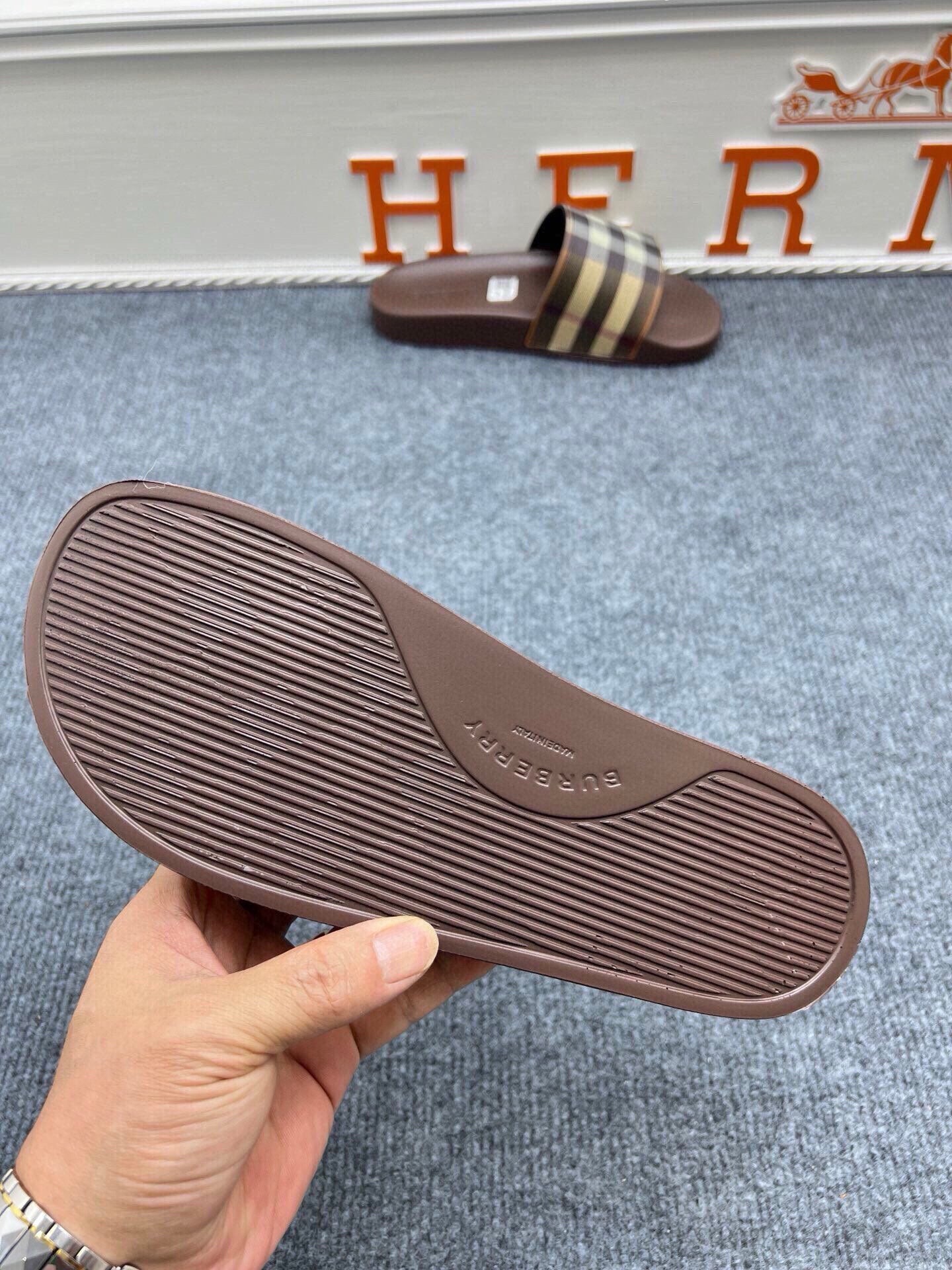 Z5Z35R253 Popular Slippers