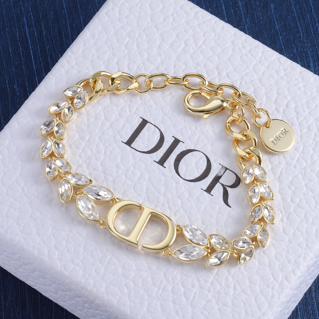 X1R75D14X Popular   Necklaces . Bracelets