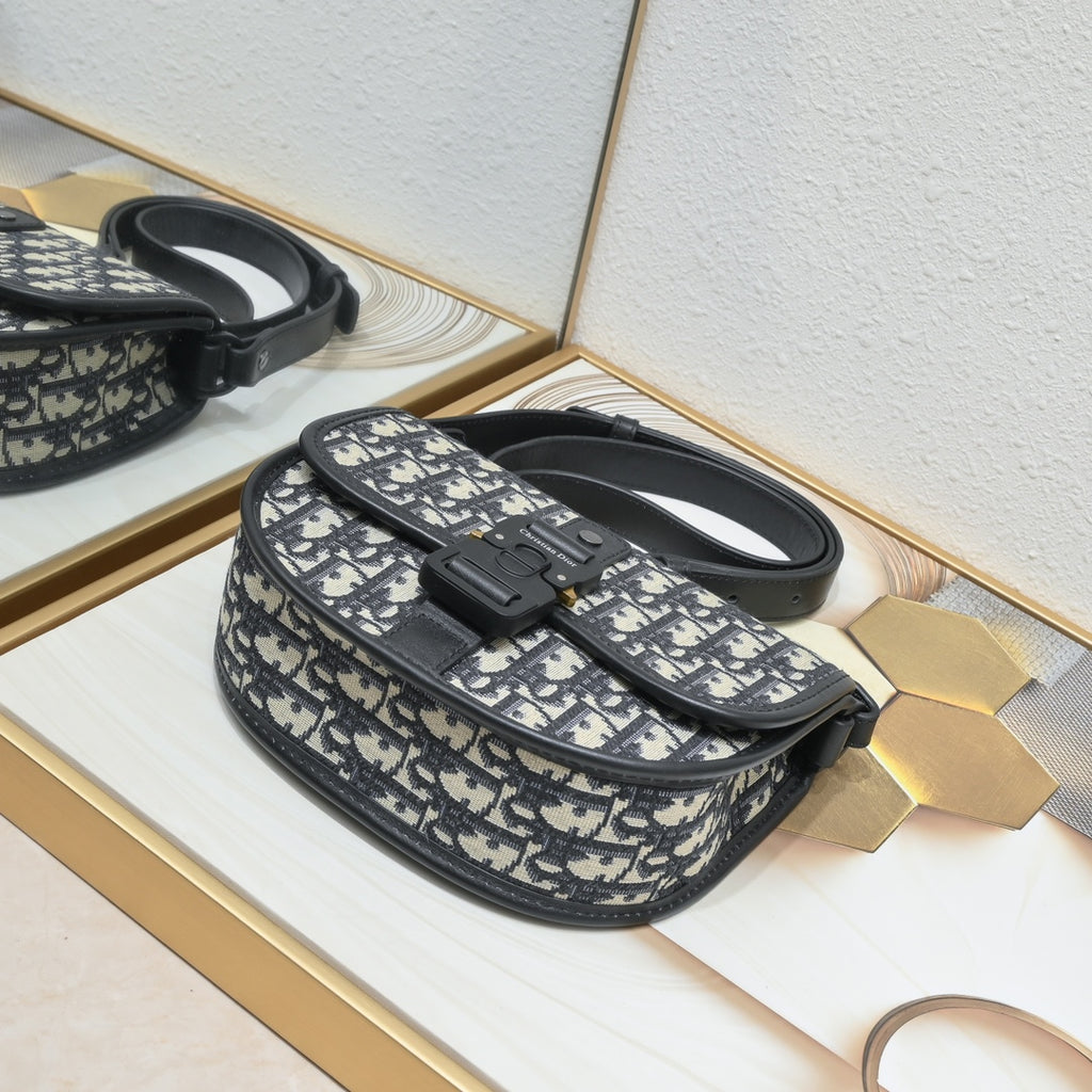 B1R76D43 Popular  bag