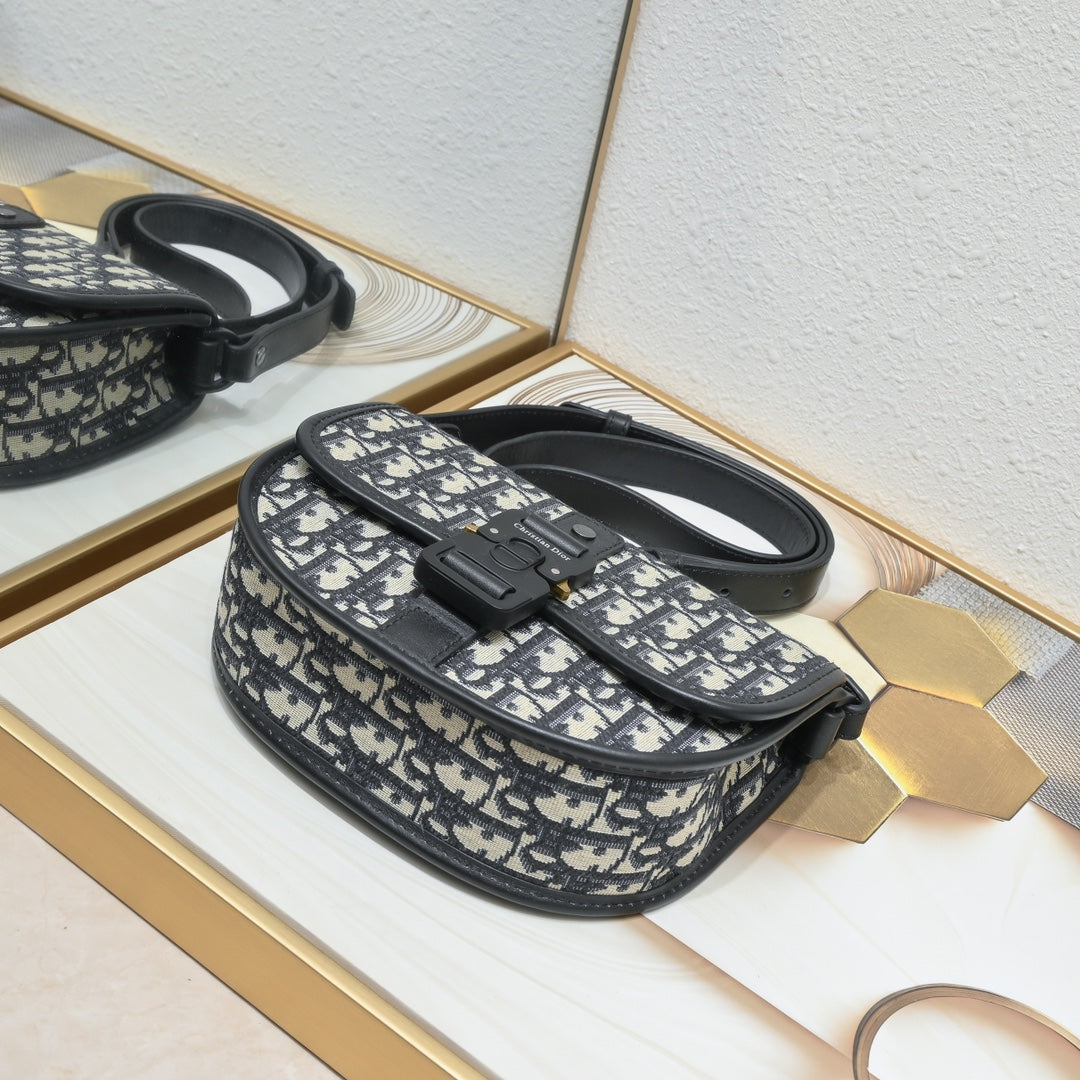B1R76D43 Popular  bag