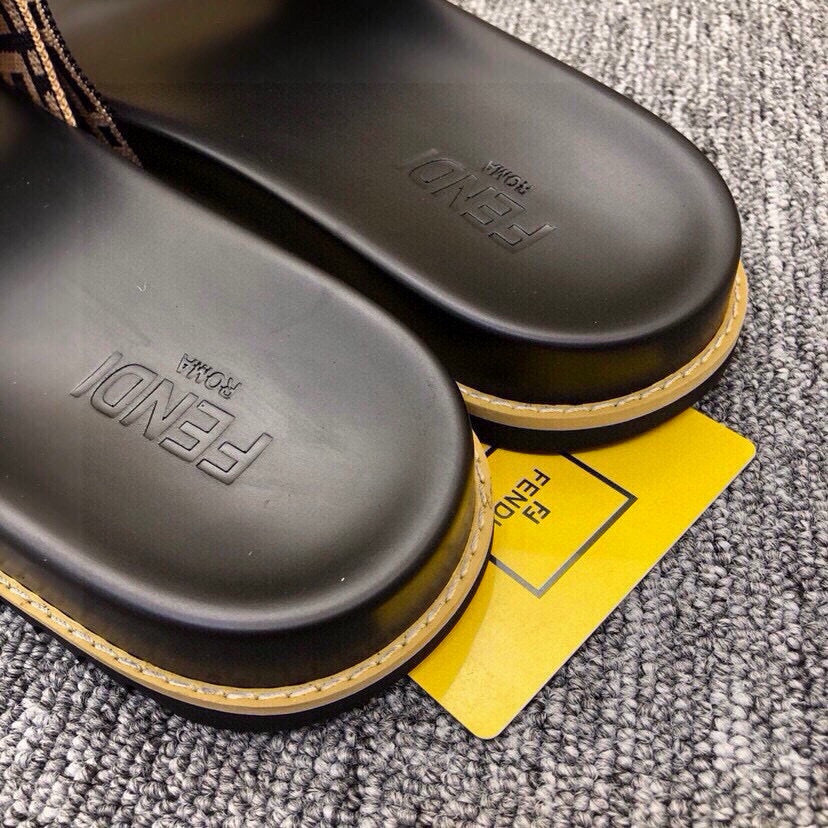 Z5Z35F285 Popular Slippers