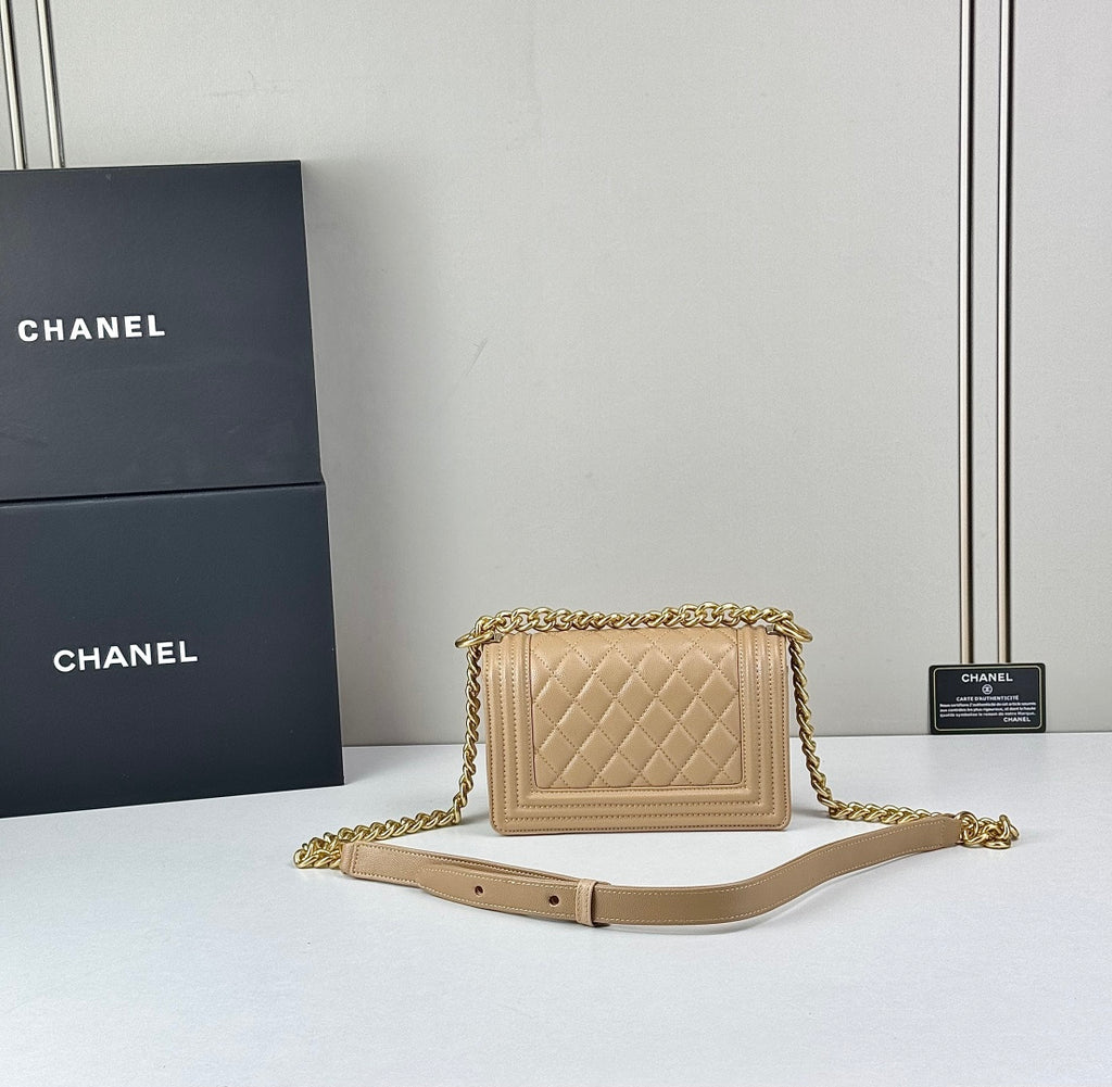 B1P36C16 Popular leather bag