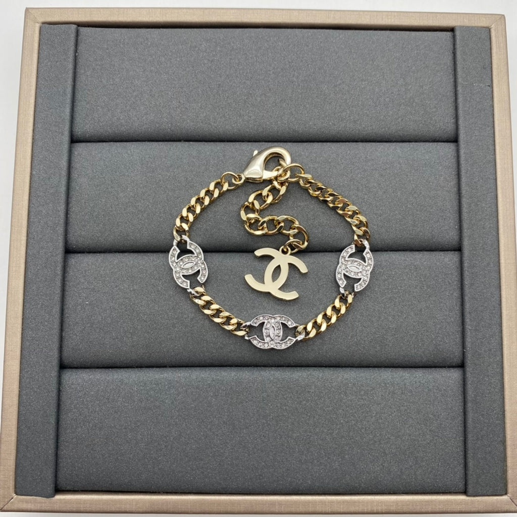 X1N63C81X  Popular    necklace bracelet