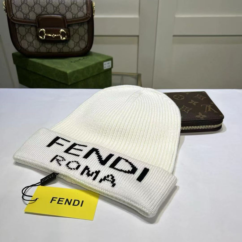 M1R86F47 Popular hats