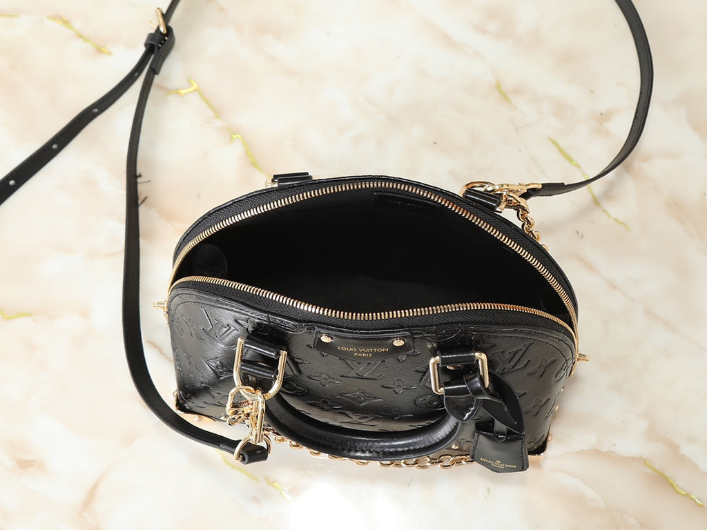 B1P46E87 Popular leather bag