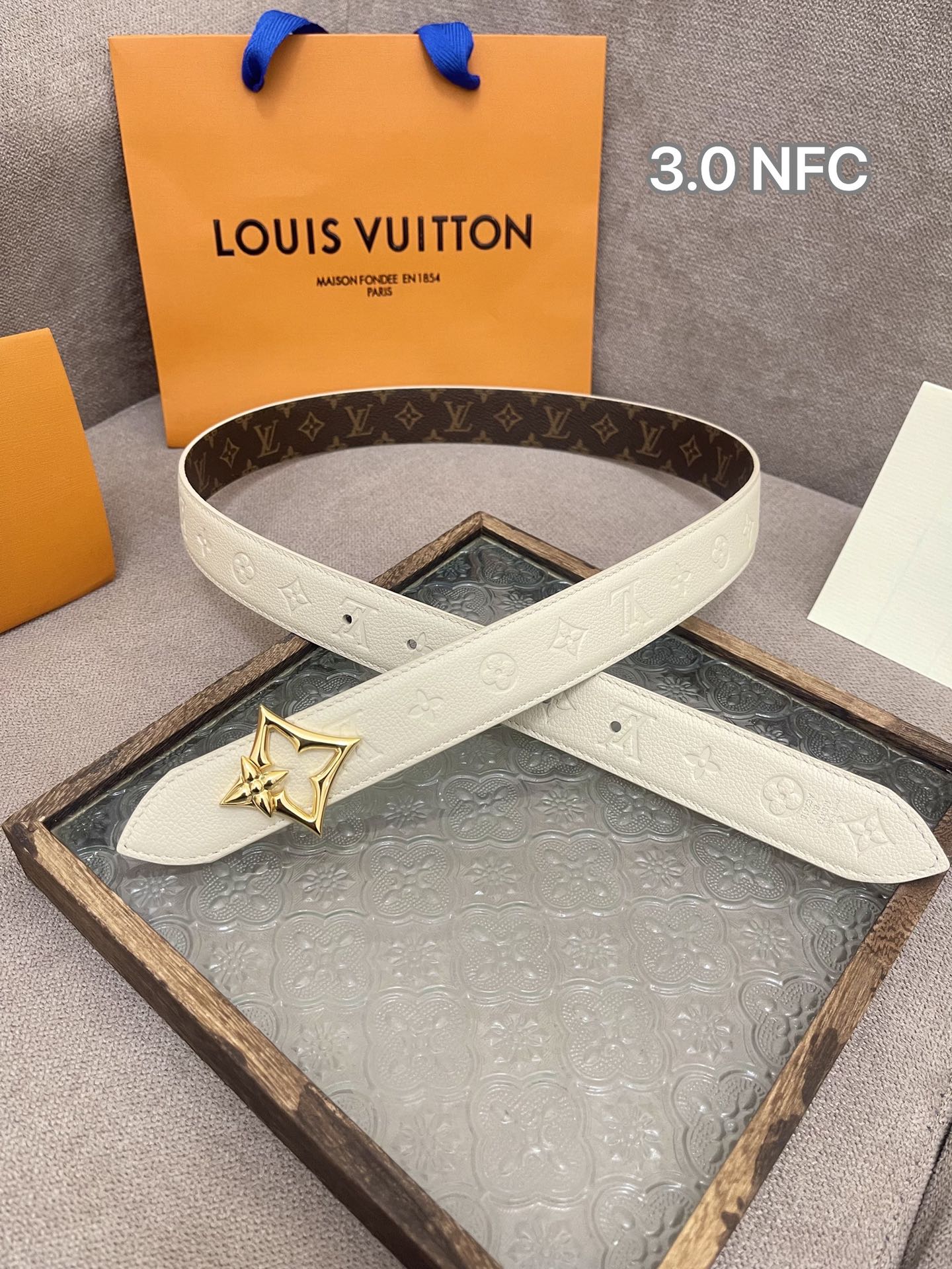 P2R55E10 Popular   High quality belt With full package