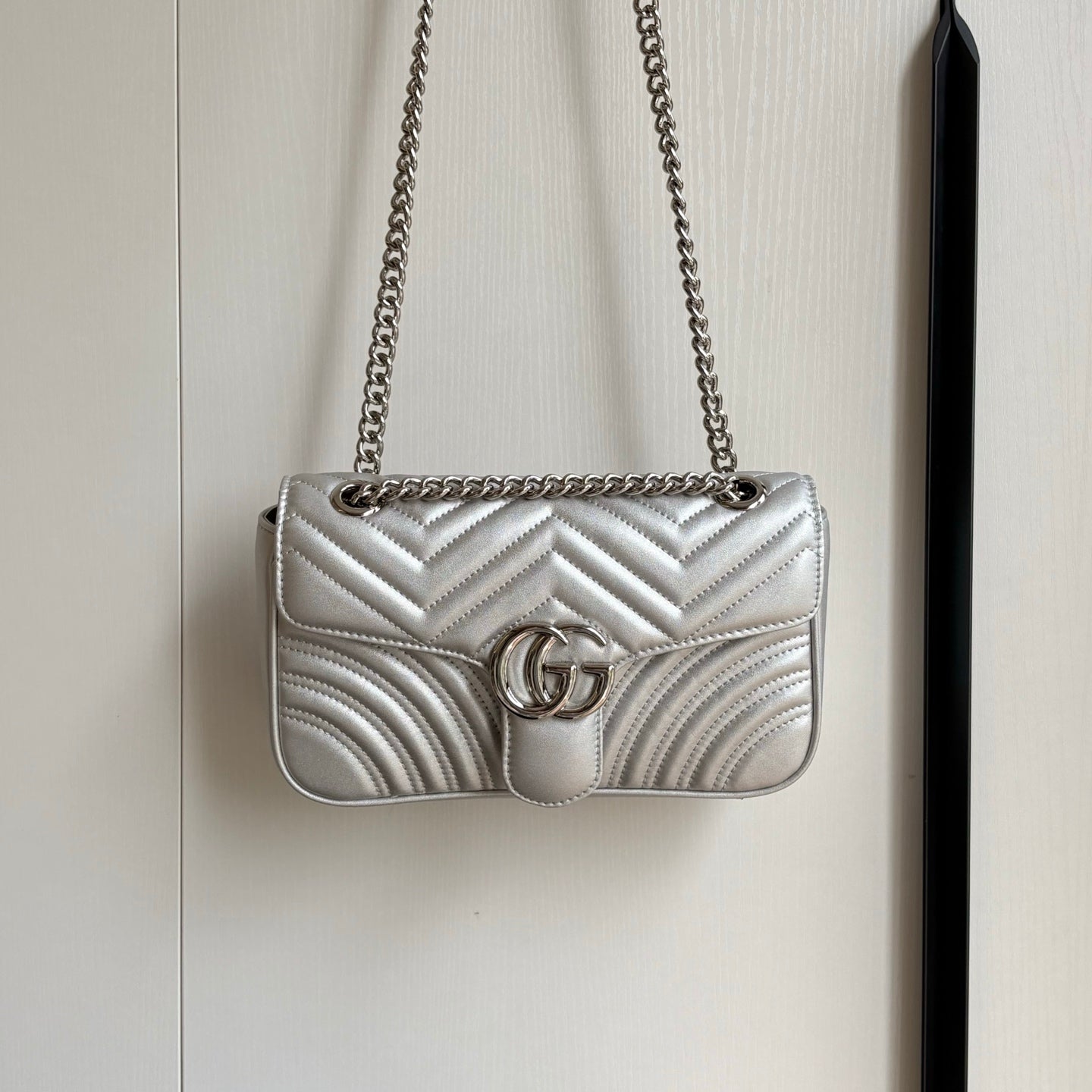 B1P36B67 Popular leather bag