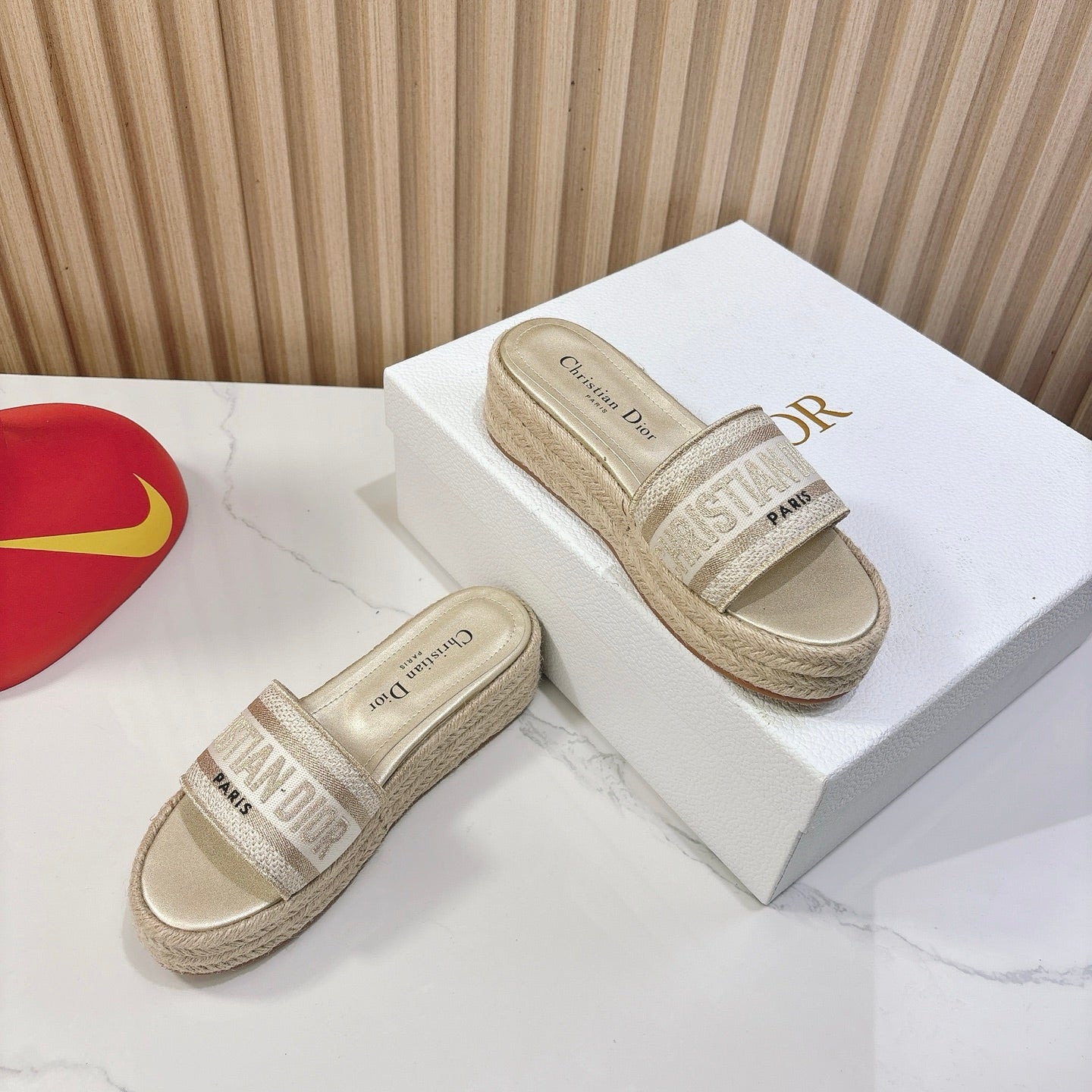 Z2Z85D22  Popular leather Shoes