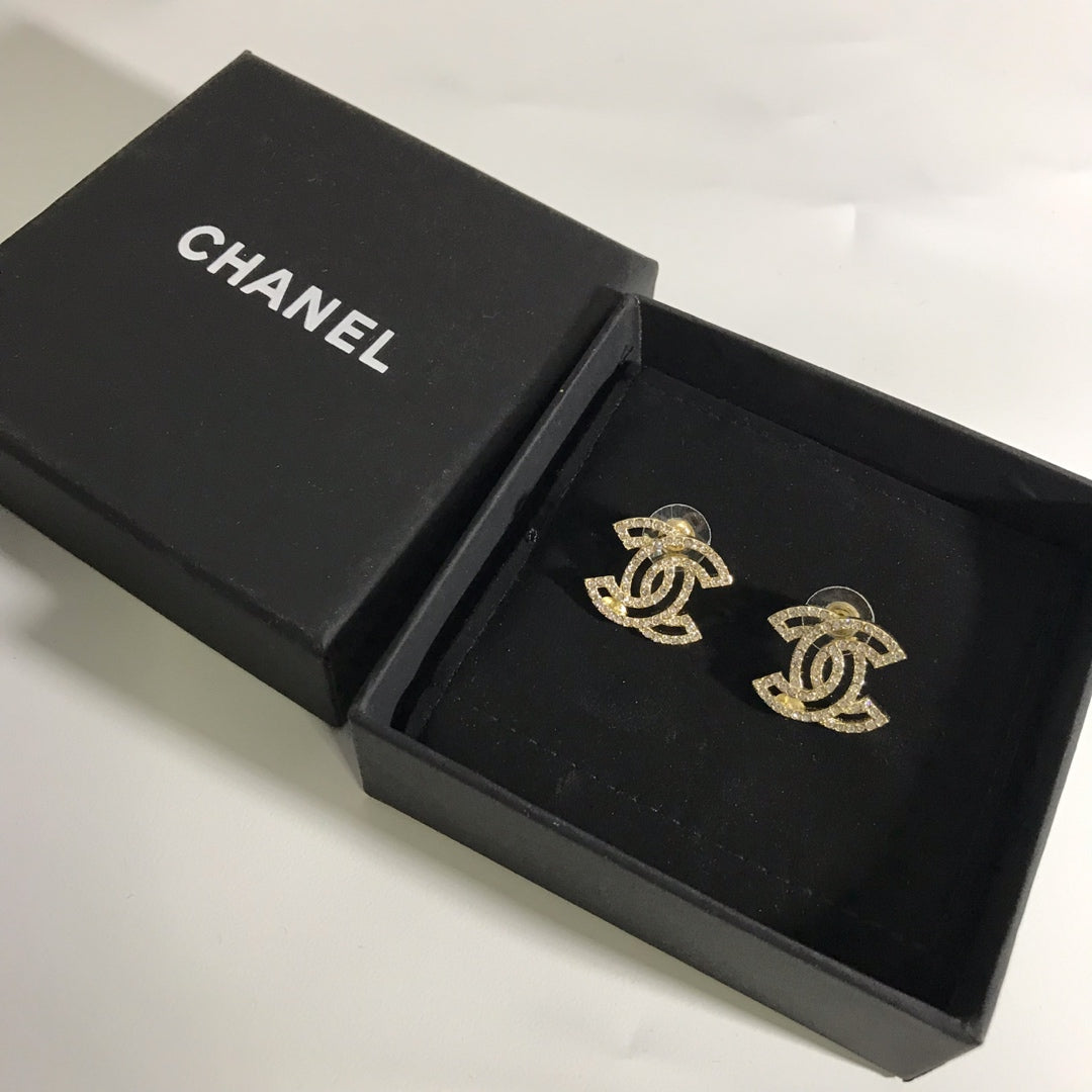 X1Z94C797E   Popular  Earrings