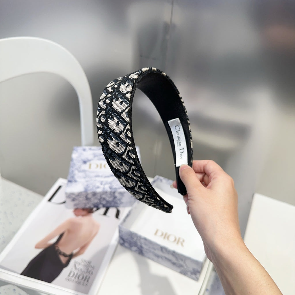F1R65D71  Popular hair ornament