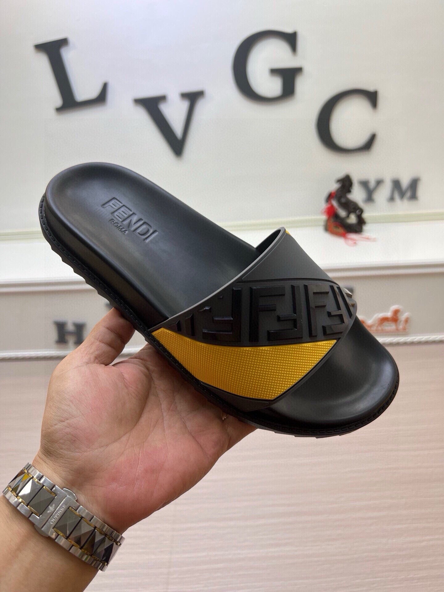 Z5Z35F284 Popular Slippers