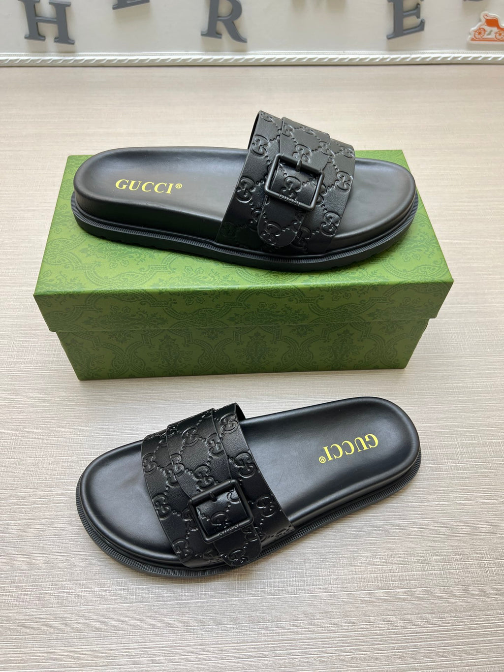 Z5ZB91 Popular slippers
