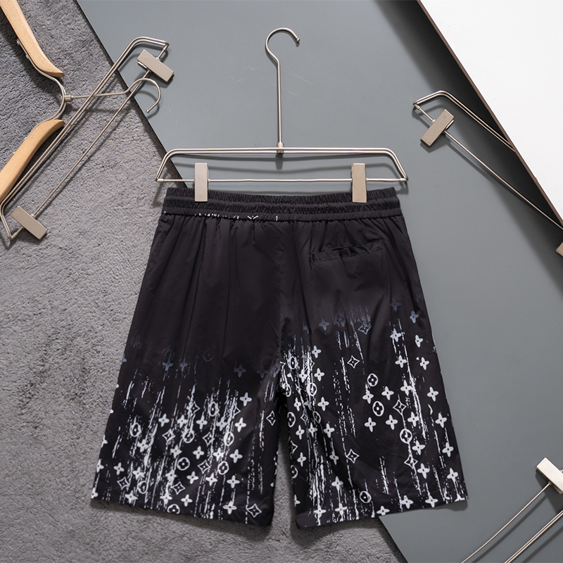 U1N36E10 Popular shorts