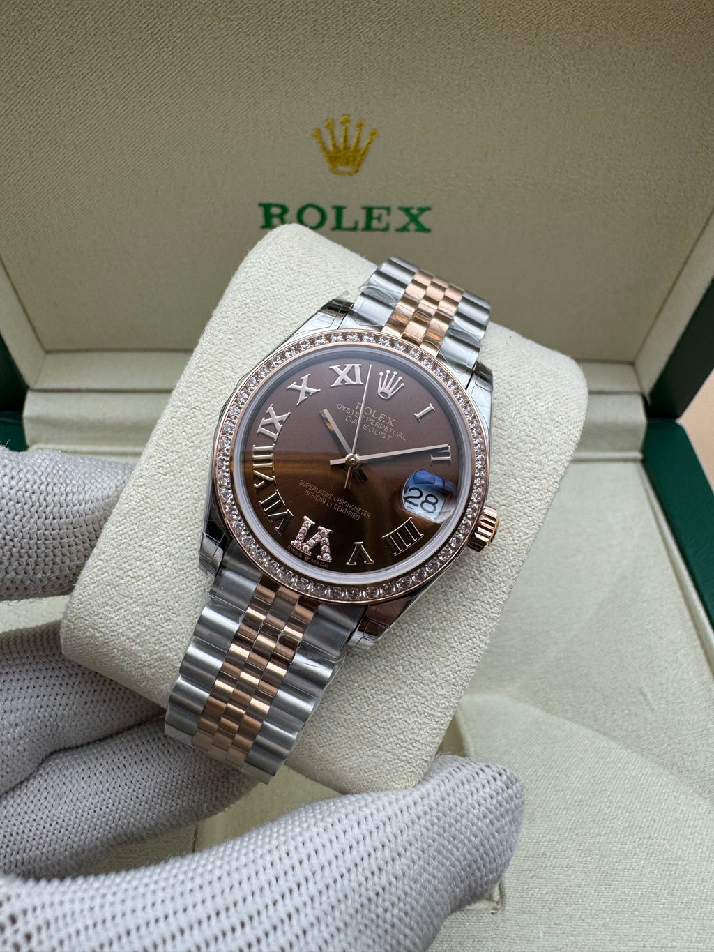 L1R36L10 Popular Watches