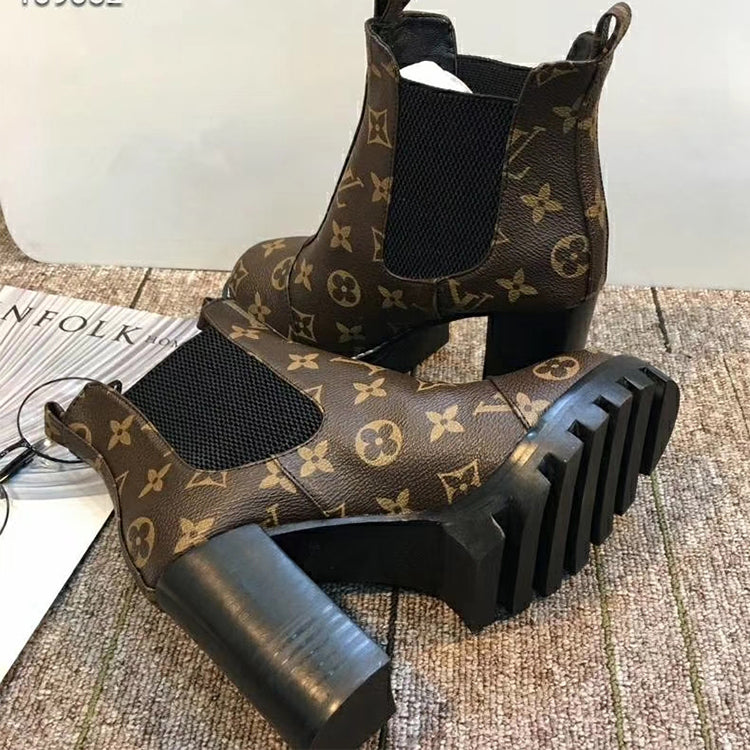 Z2E11  Popular high quality  Boots