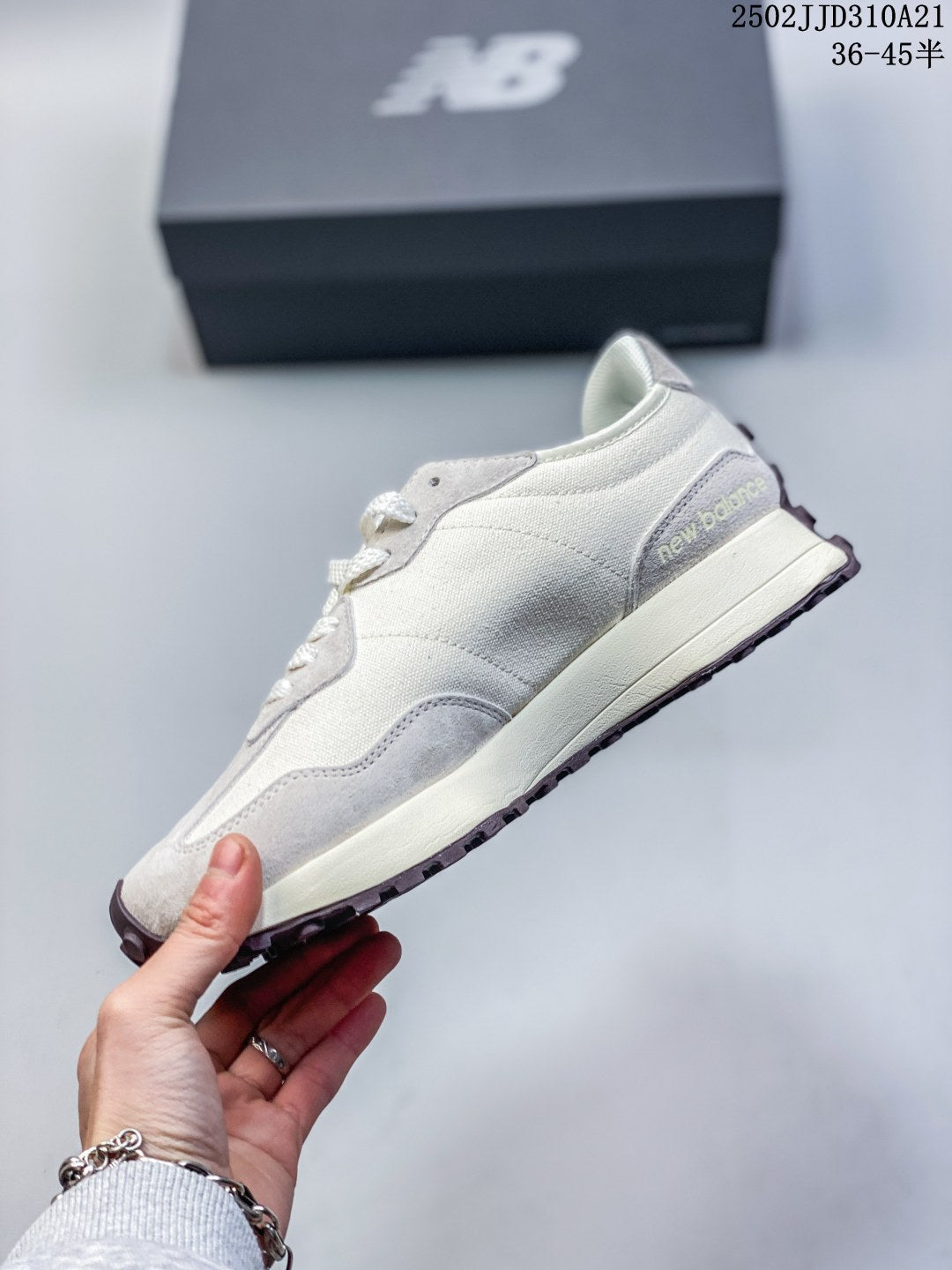 Z4Z35A42 Popular shoes (No box)