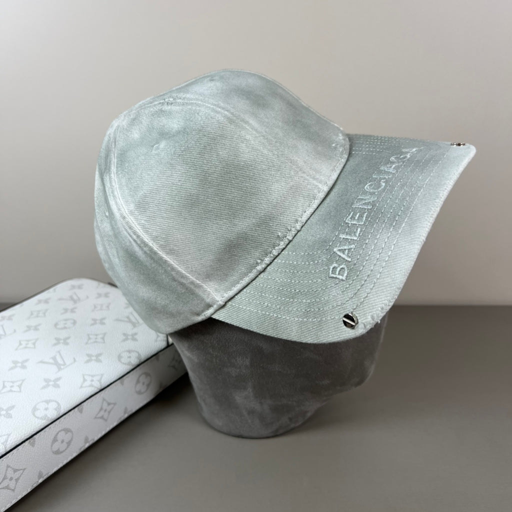 M1Z25J529 Popular  hats