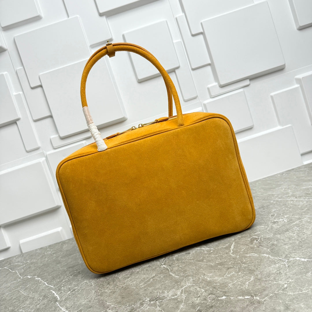 B1P36A28 Popular chamois leather bag