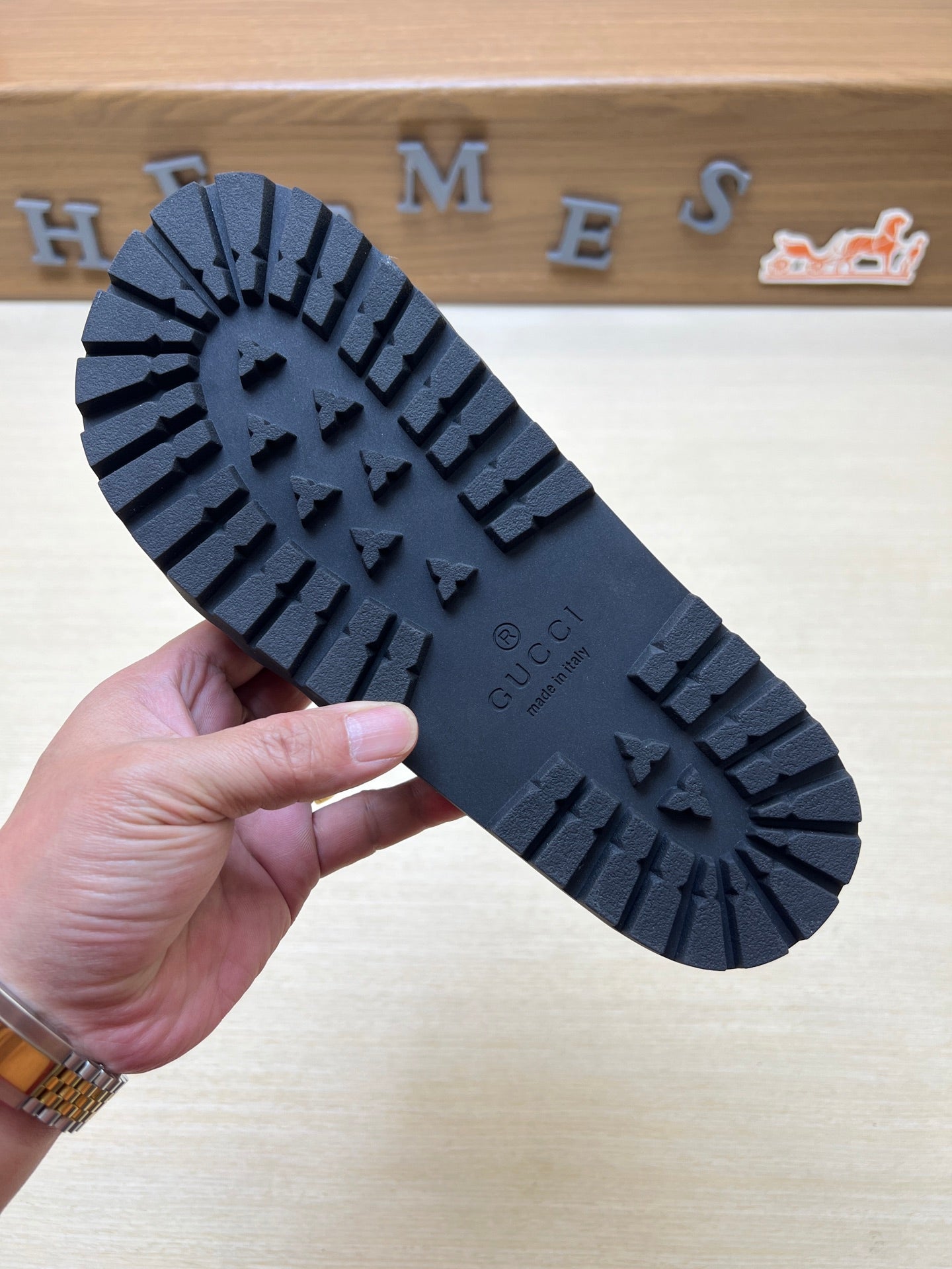 Z5X76B7  Popular slippers