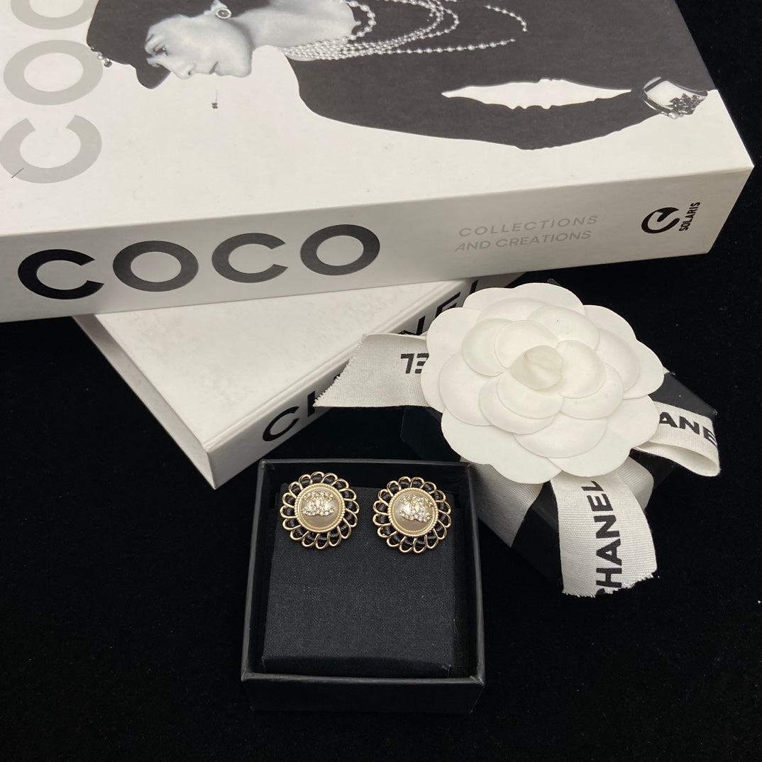 X1Z94C680E Popular Earrings