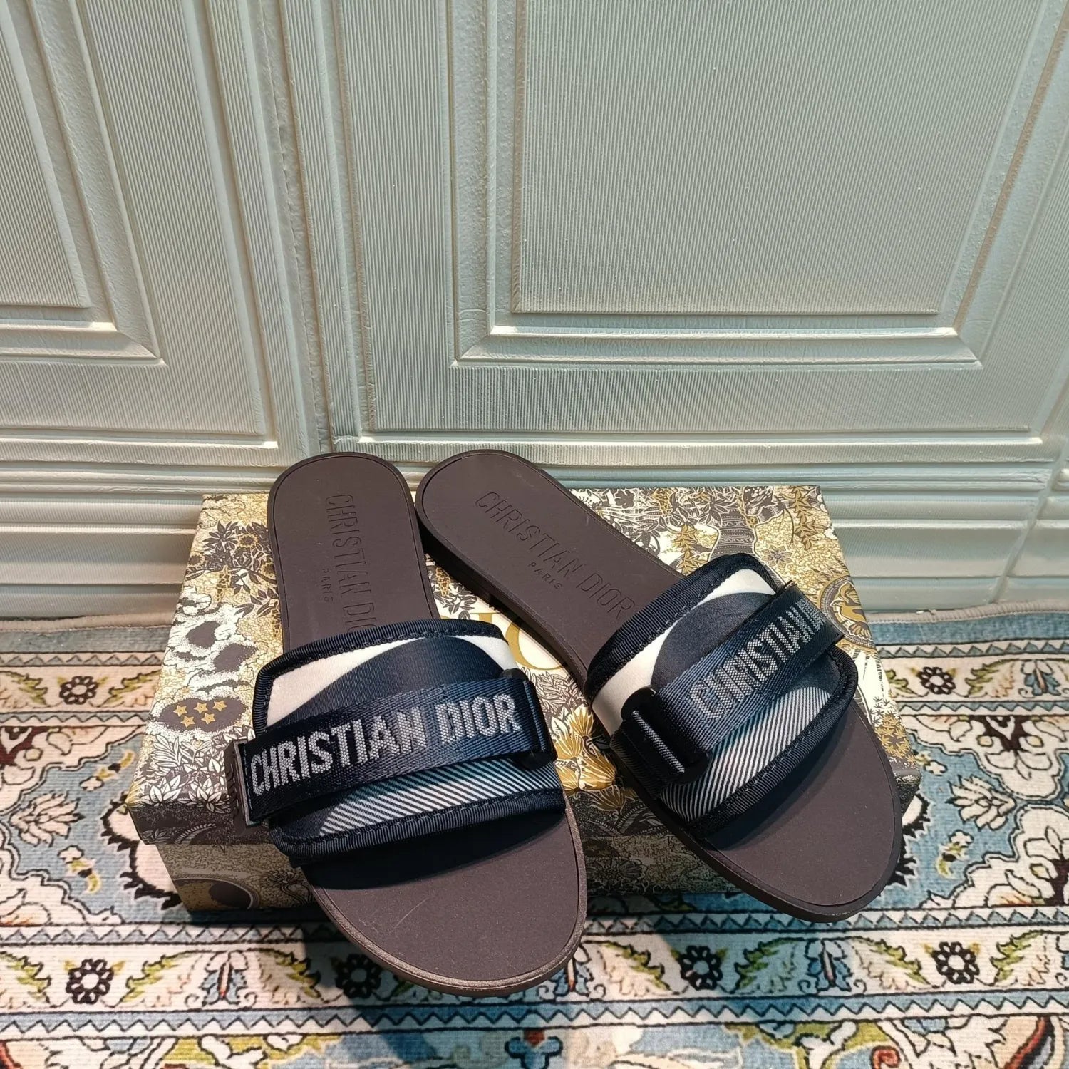 Z14D20 Popular Slippers