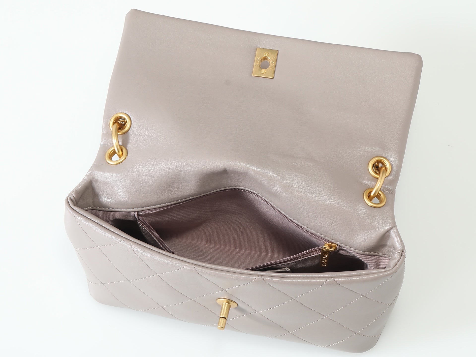 B1R76C28 Popular leather bag