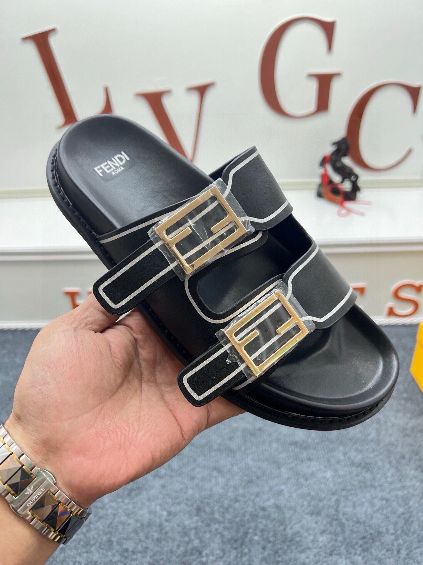 Z5ZF38 Popular slippers