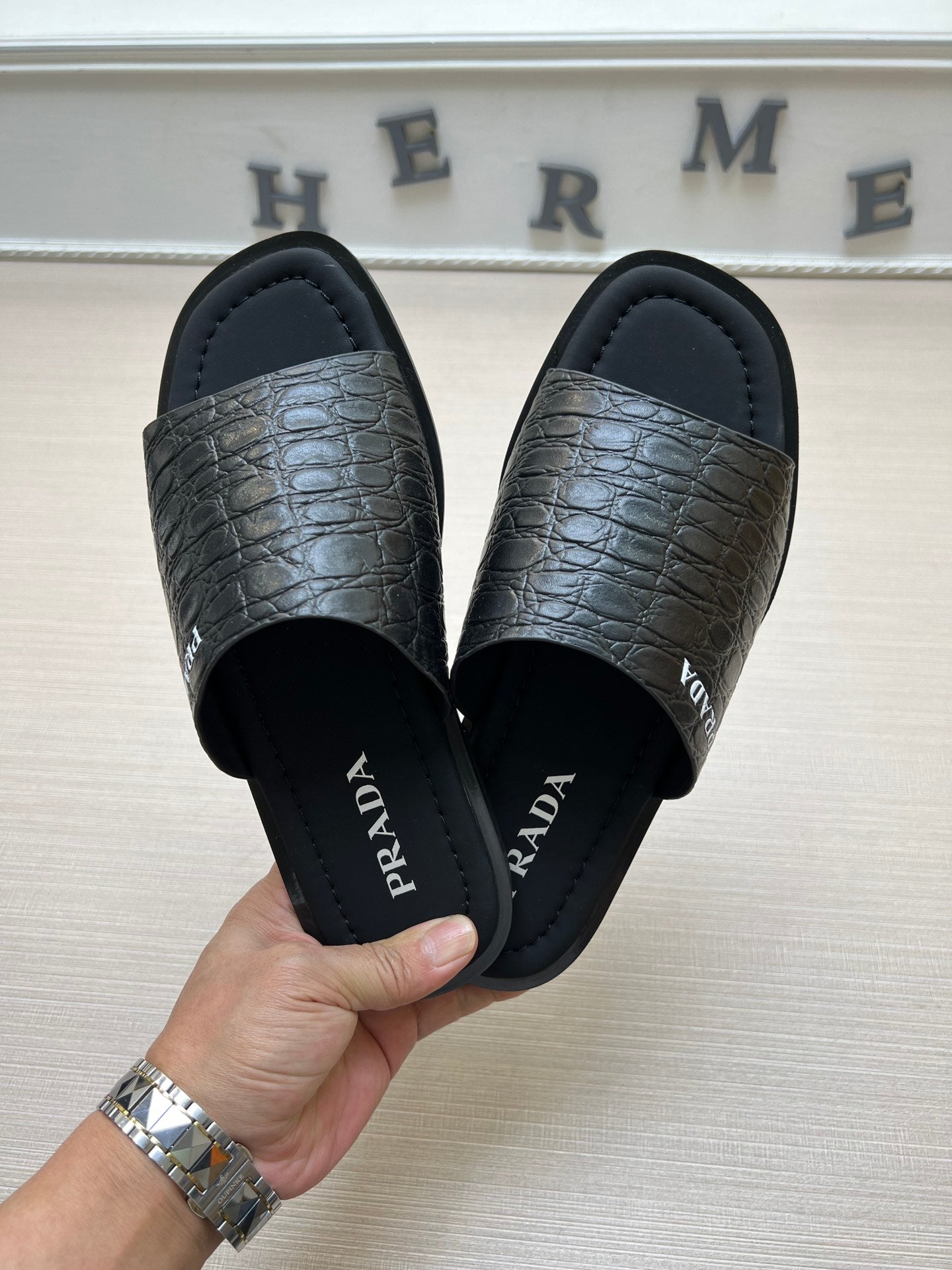 Z5ZPD74 Popular slippers