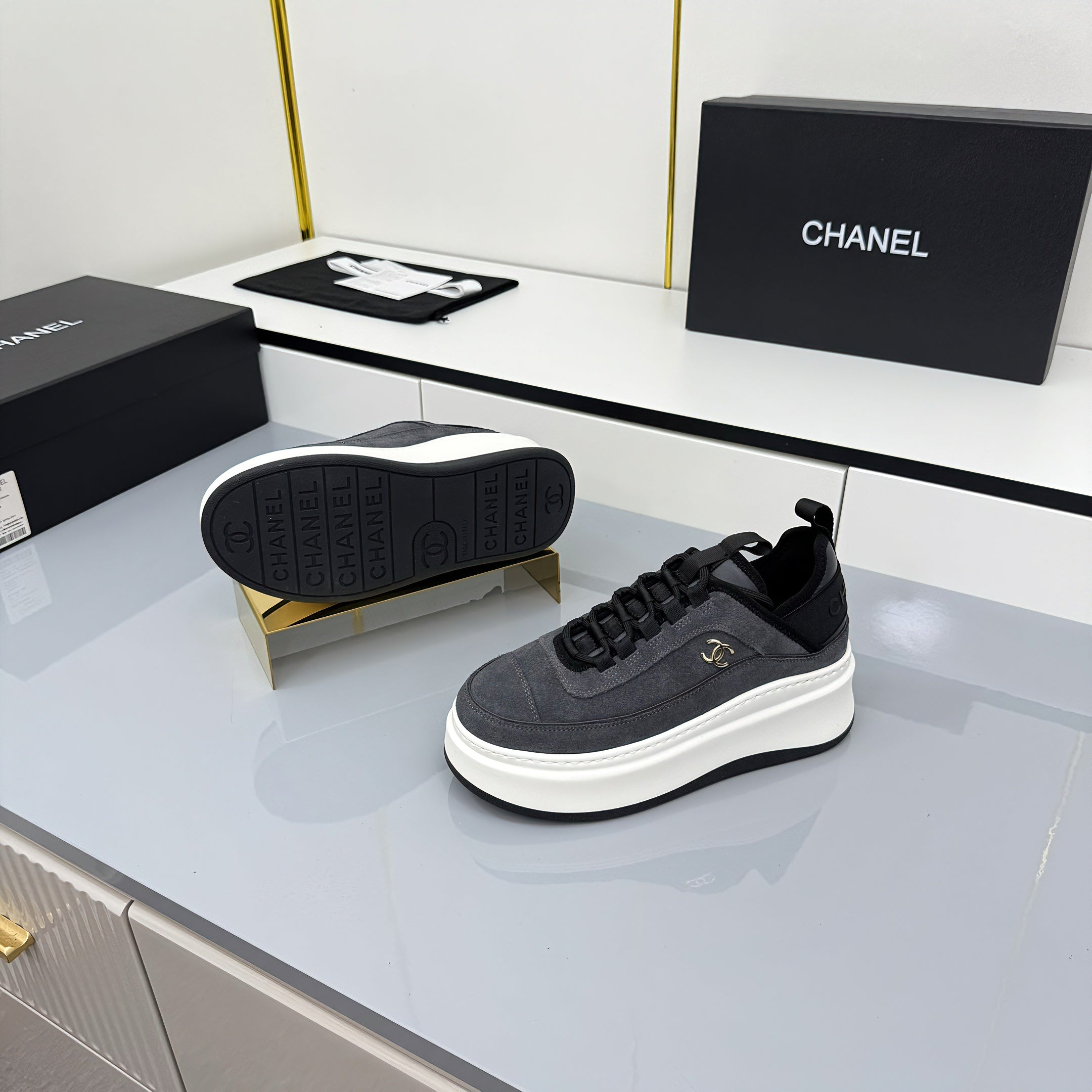 Z2Q105C392 Popular high-quality Shoes