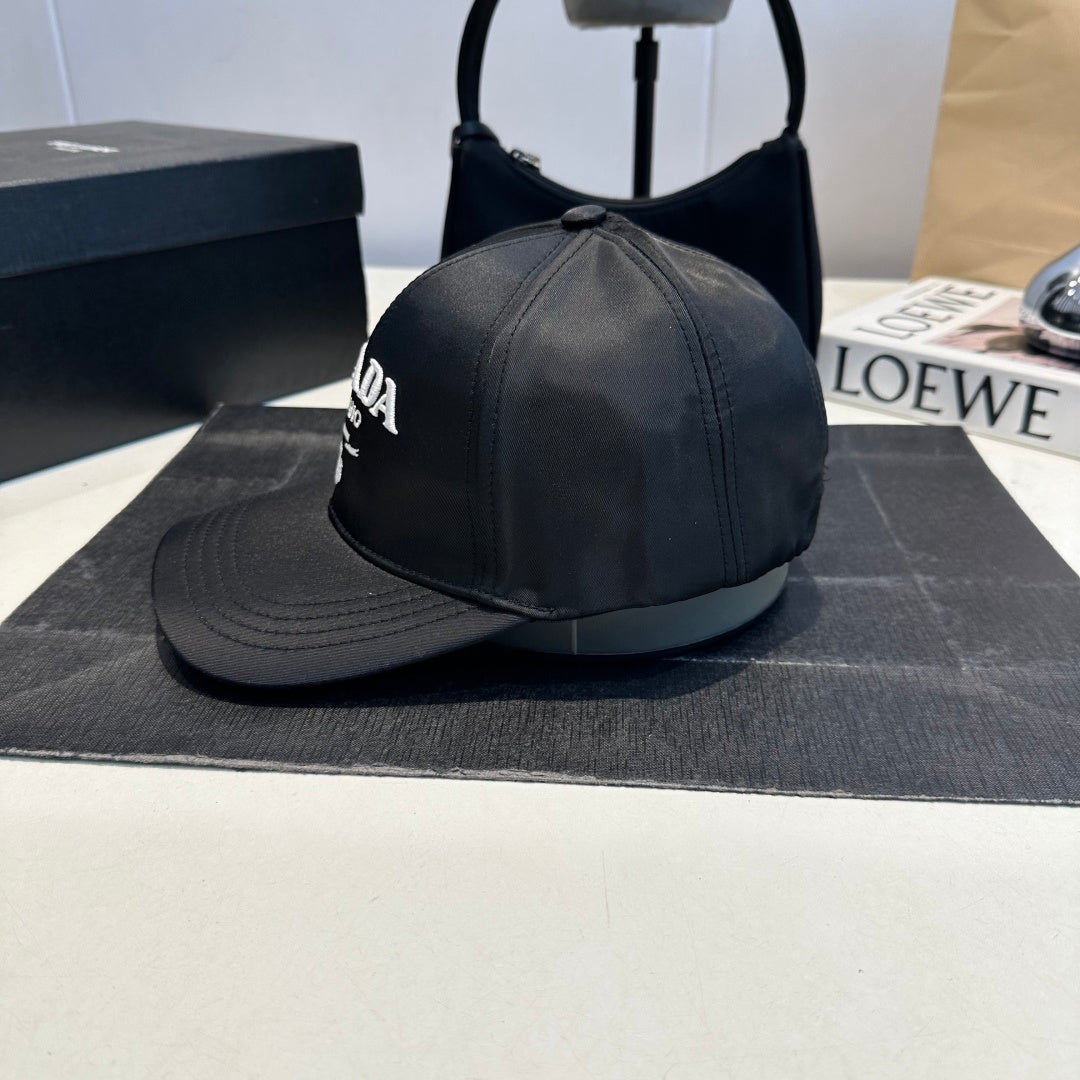 M1N46P2 Popular hats
