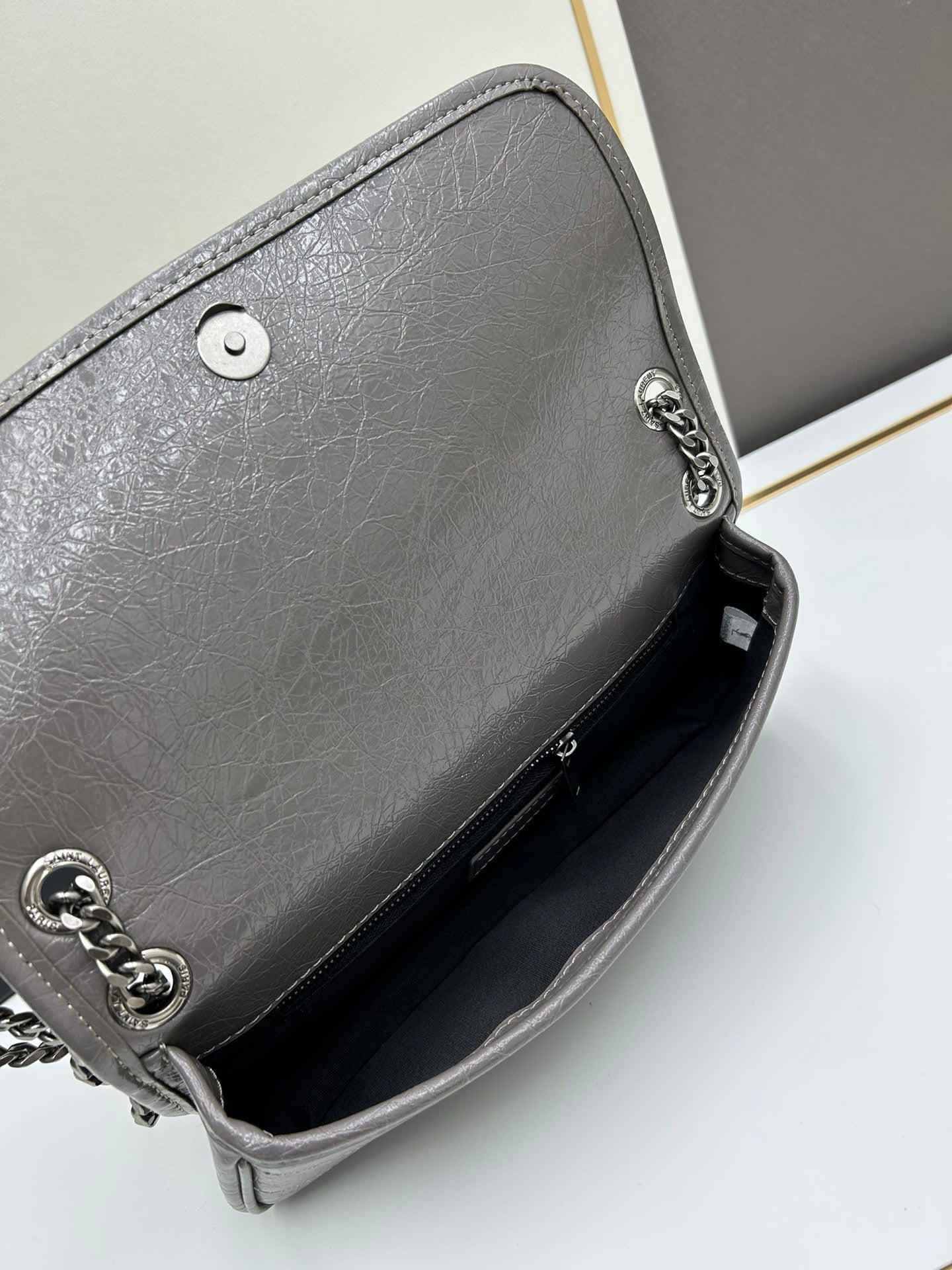 B1X64B460 Popular  leather bag