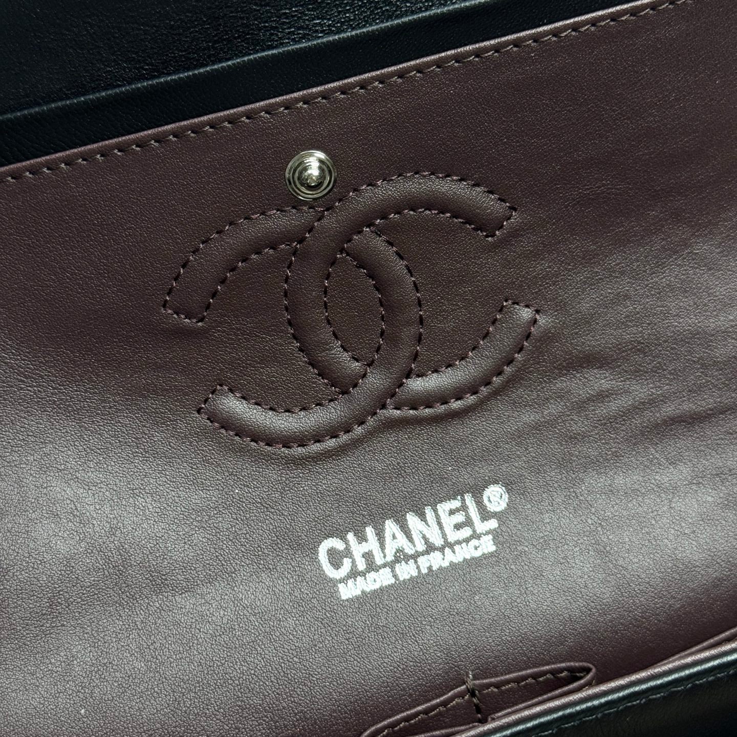 B1R76C11 Popular leather bag