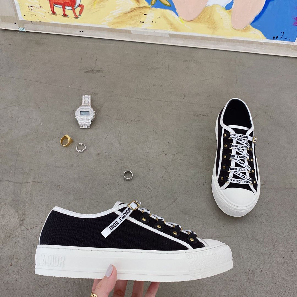 Z2Q105D429 Popular high-quality Shoes
