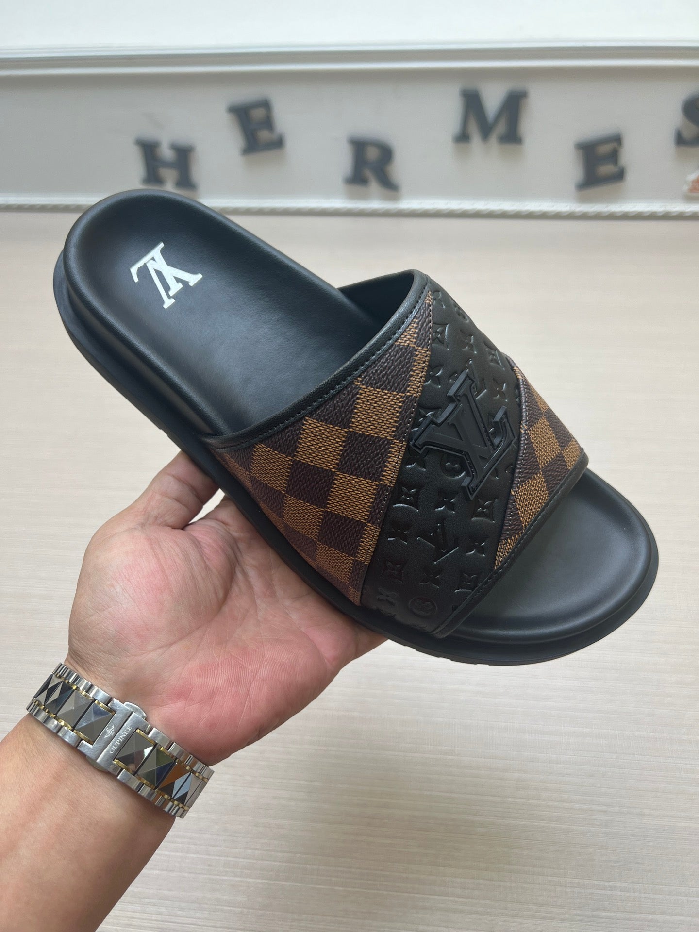 Z5ZE2 Popular slippers