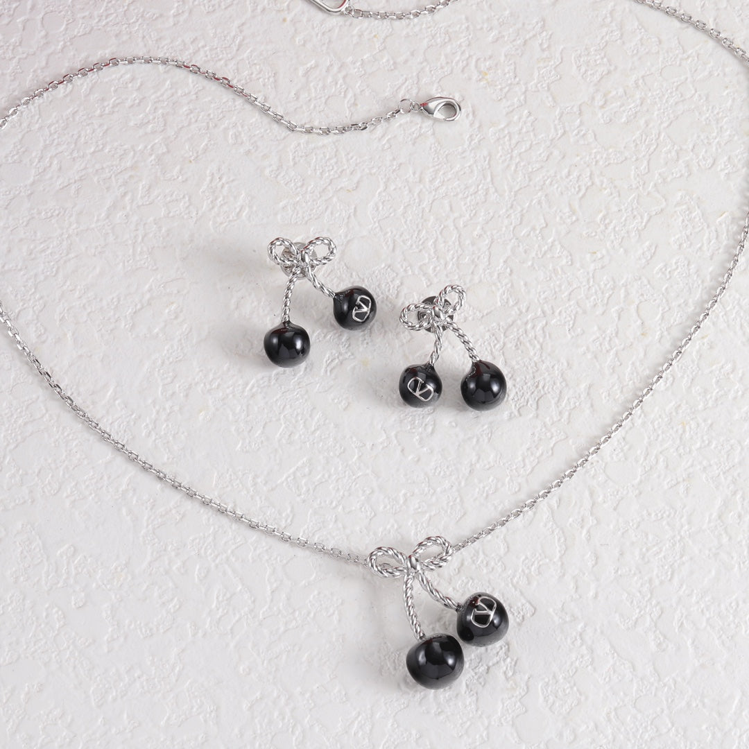 X1Q85VL204X Popular Necklace. Earrings