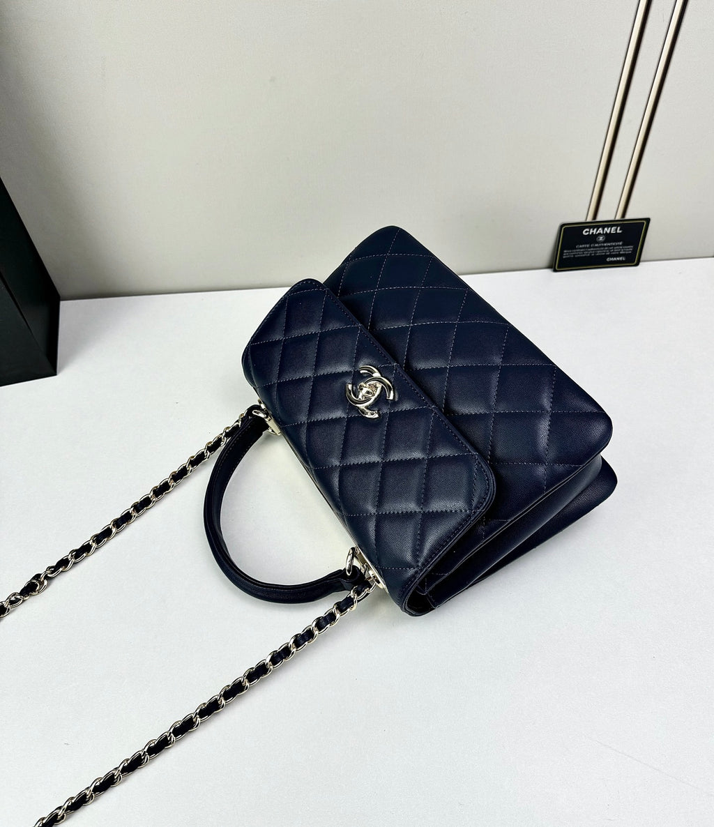 B1X76C7  Popular leather bag