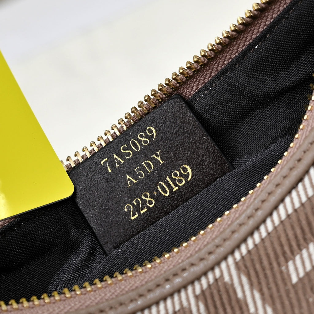 B1R15F8 Popular bag