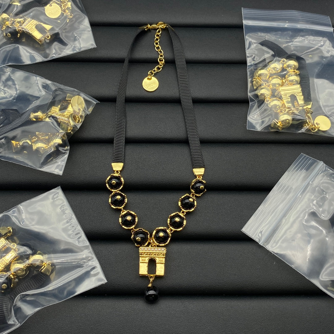 X1Q85D299X Popular Necklaces