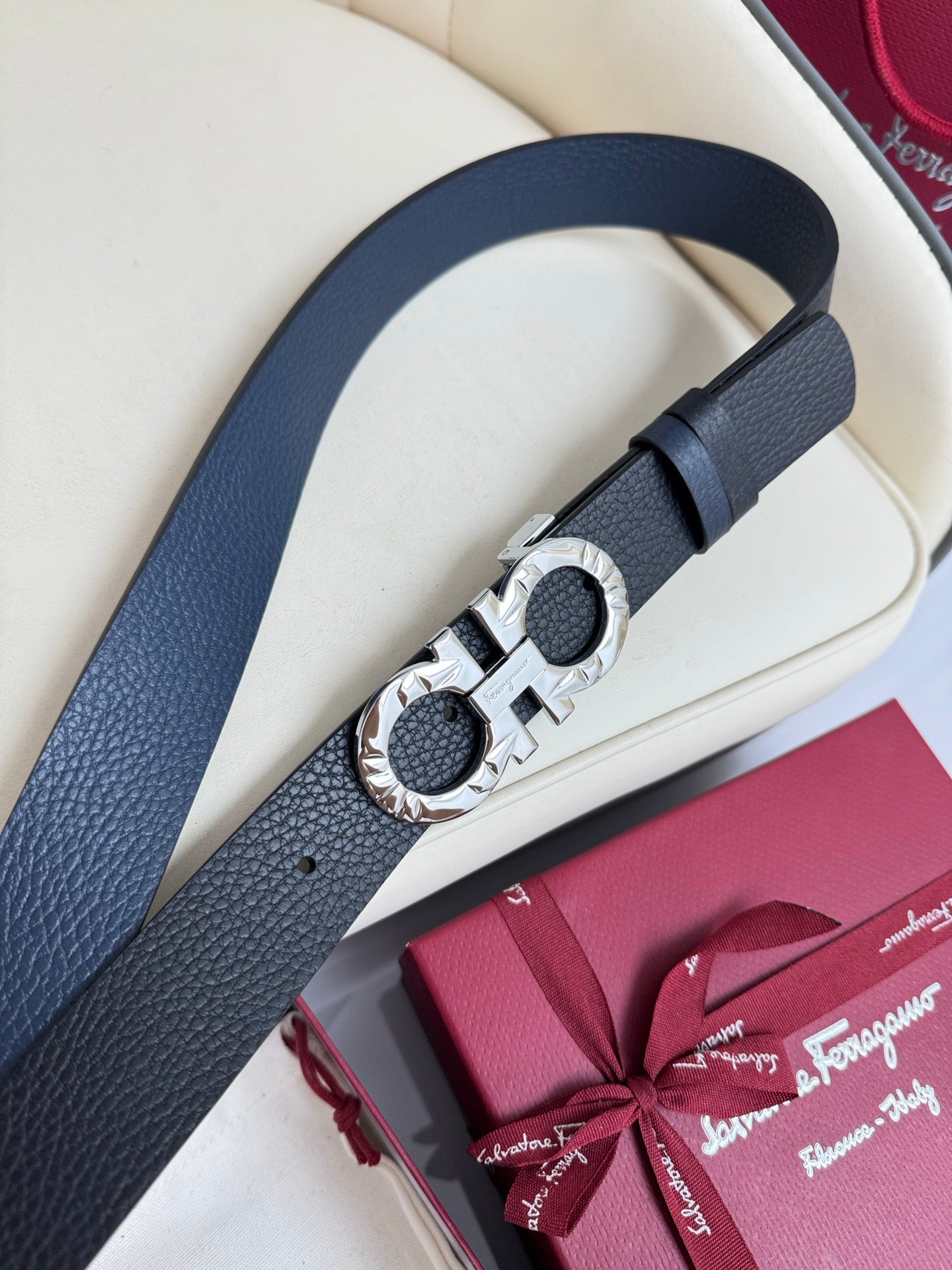 P1Q115A12 Popular High quality belt With full package