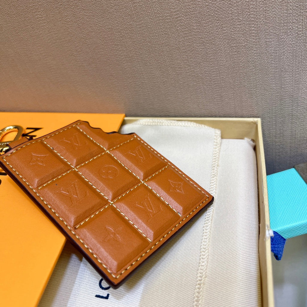 A1Z105E35 Popular bag 's charms accessories