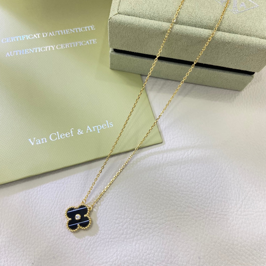 X5Q85VA195X Popular Necklace