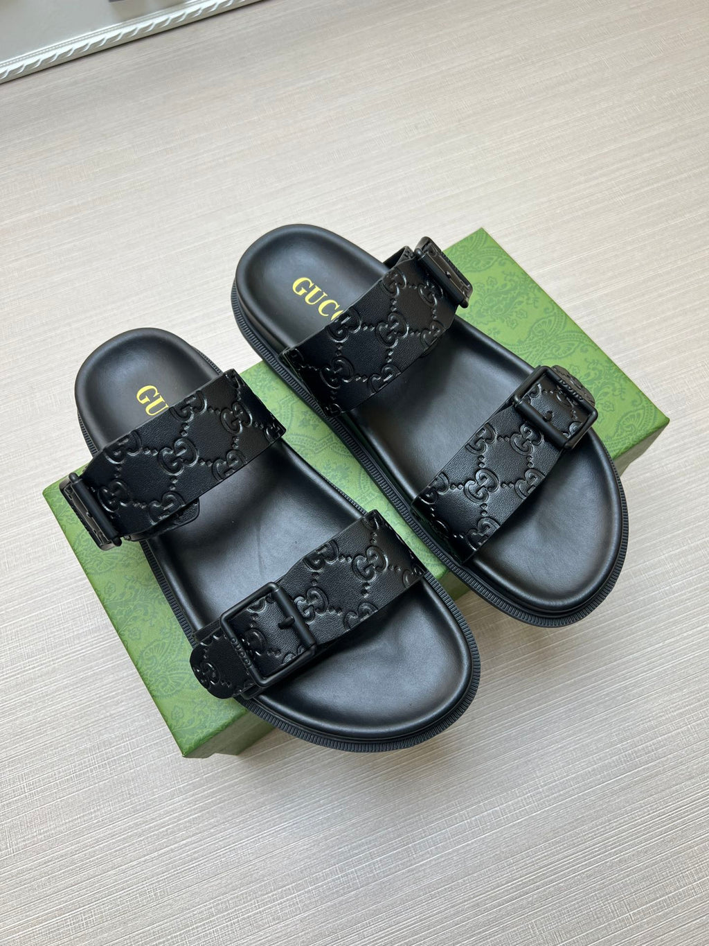 Z5ZB91 Popular slippers