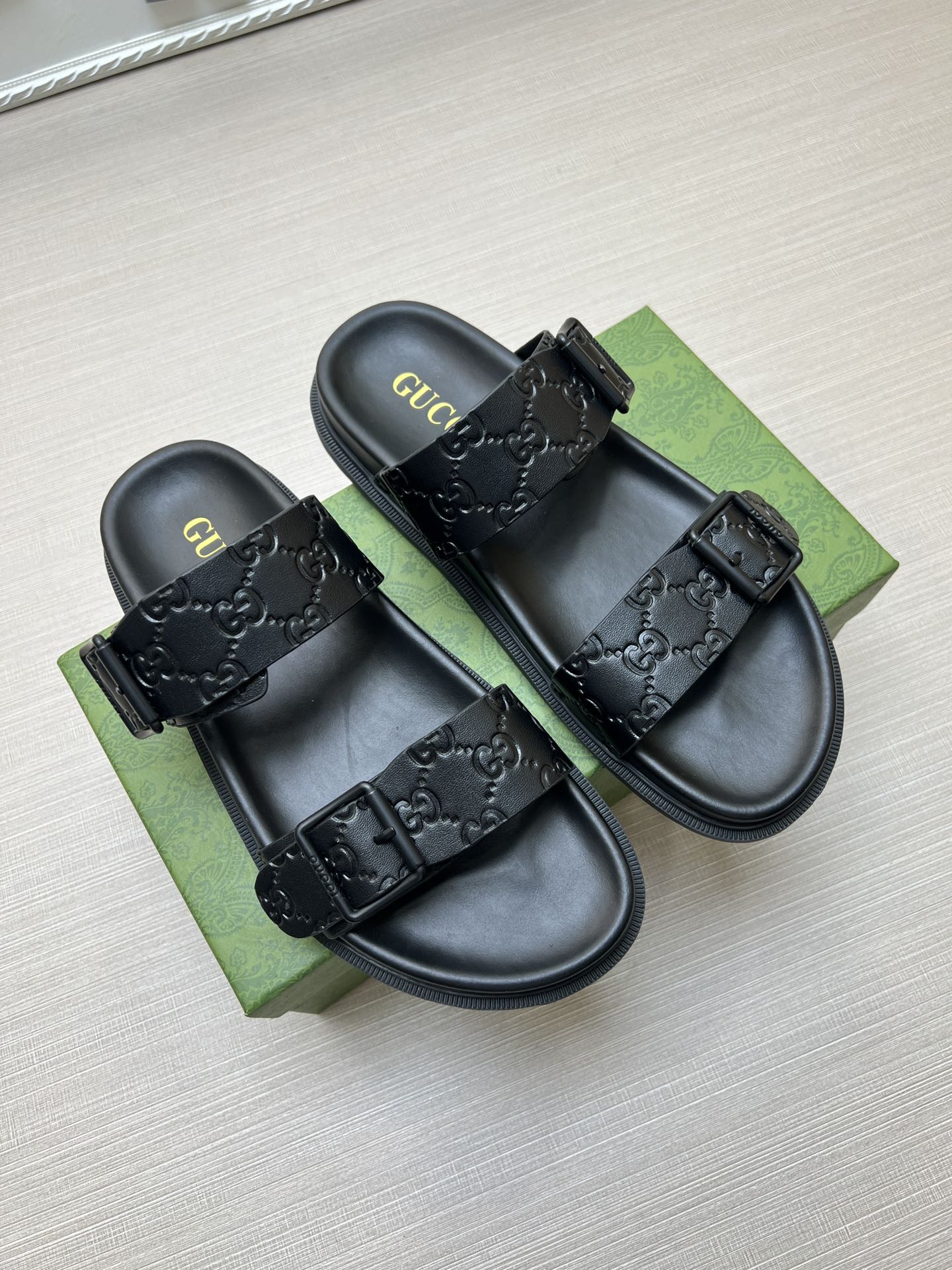 Z5ZB91 Popular slippers